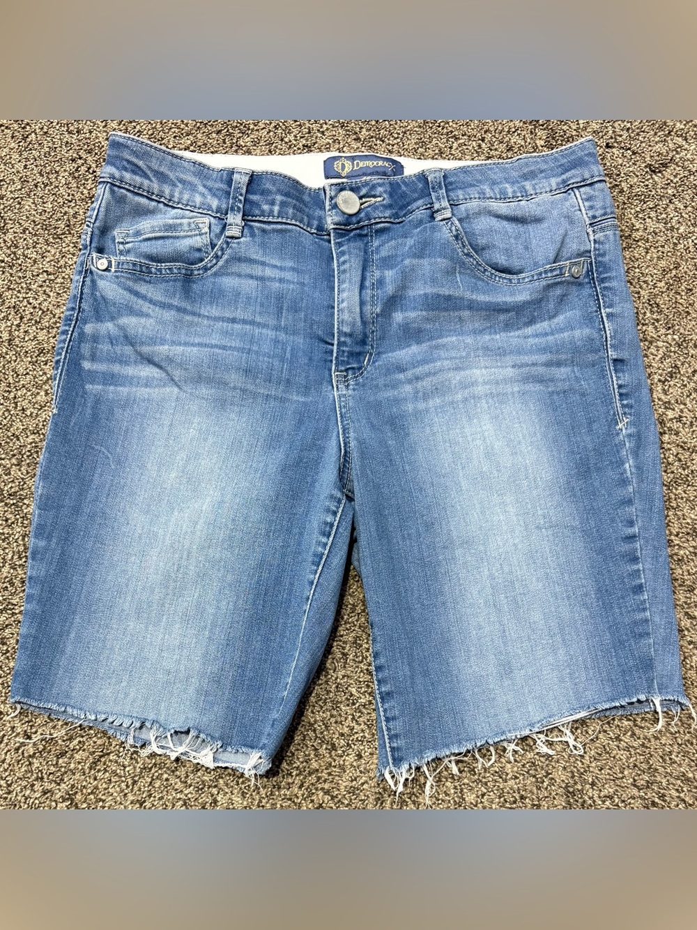 Democracy Absolution Denim Bermuda Shorts Womens Size 10 Blue Stretch Raw Hem